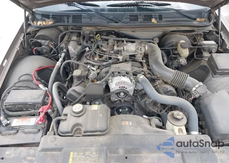 2004 Mercury Grand Marquis Ls z USA, uszkodzony, nr VIN 2MEFM75W84X621884